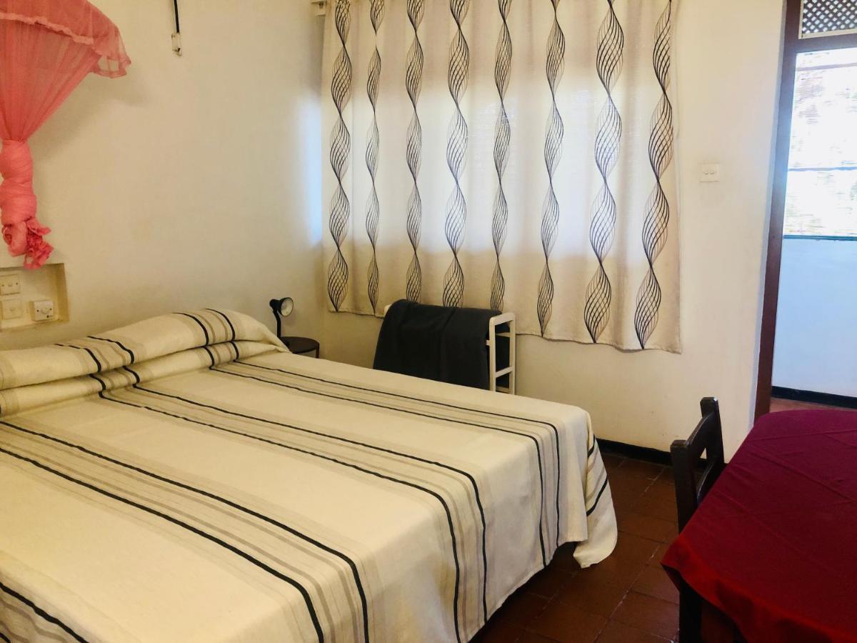 Hotel Hemadan Bentota Exteriér fotografie